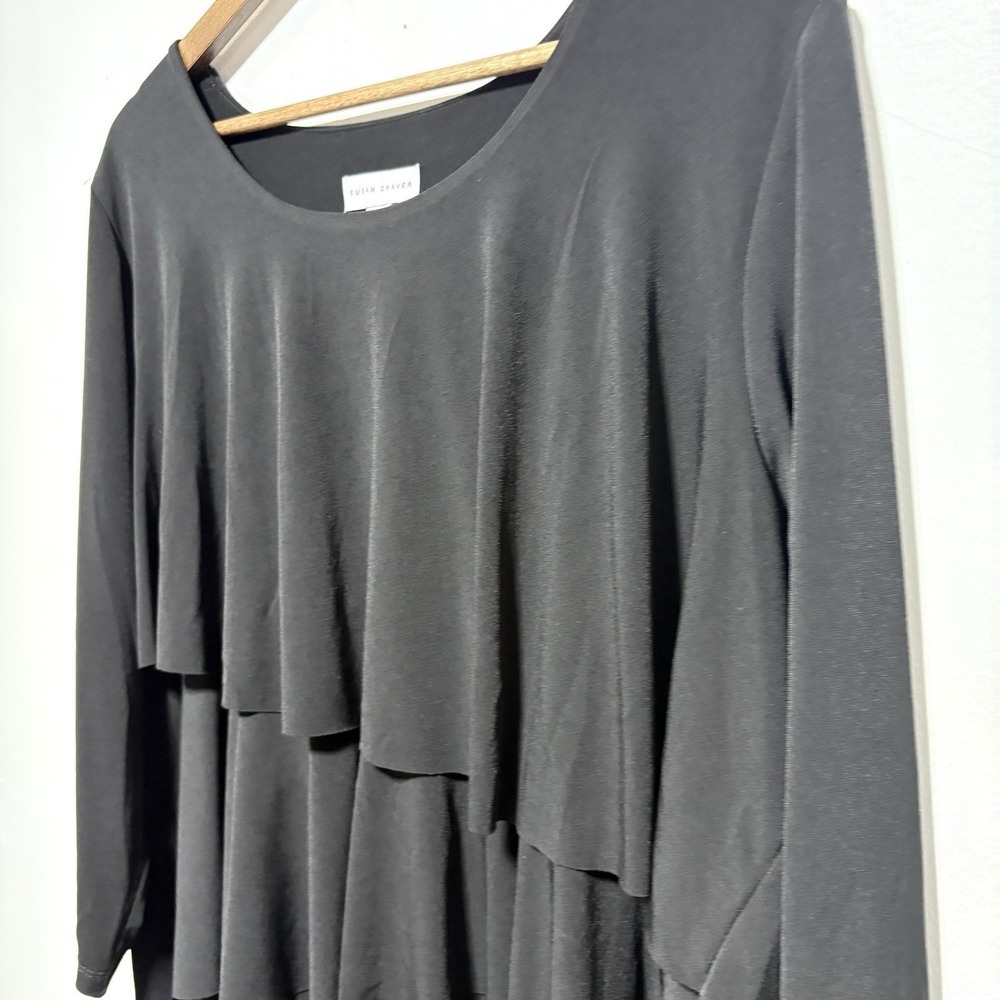 Susan Graver Tunic 1X Black Tiered 3/4 Sleeve Liquid Knit Stretch Blouse - Picture 2 of 8